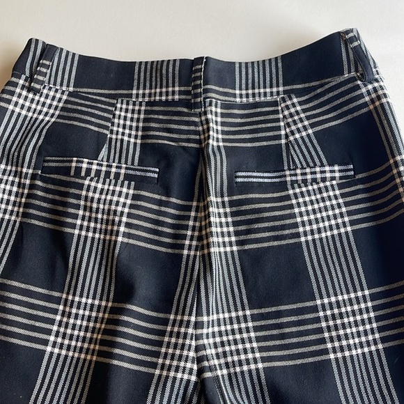 Forever 21 Pleat Front Button Up Black Plaid Pants - Picture 8 of 9